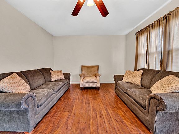 5th image of 503 Vale Ave