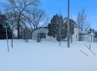 501 W 2nd Ave, Portal, ND 58772