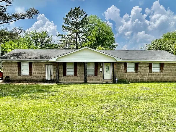 411 Silver St, Okolona, MS 38860