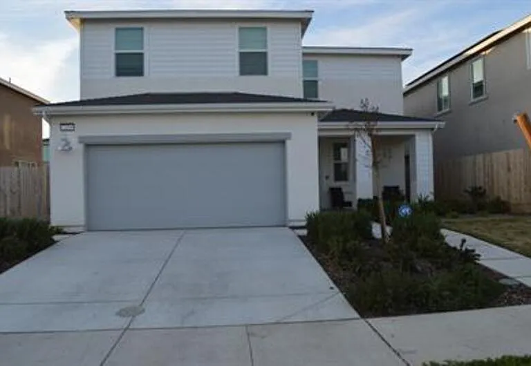 2459 Robledo Way — Photo 4