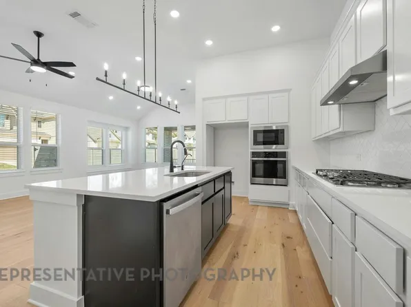 13021 Wandering Ridge Ln, Conroe, TX 77302