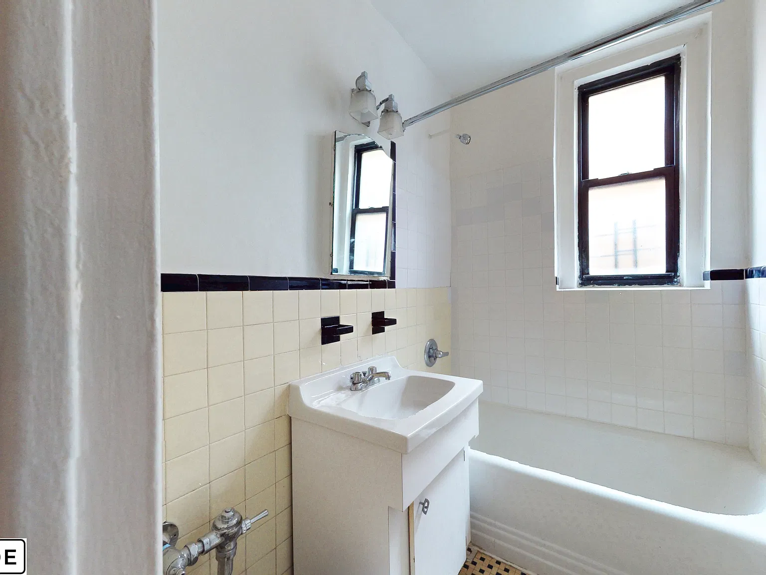 1224 Saint Nicholas Avenue — Photo 3