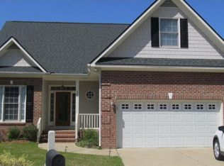 124 Highgrove Ct, Fayetteville, NC 28303