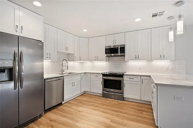 3305 Saint Charles Ave #D — Photo 4