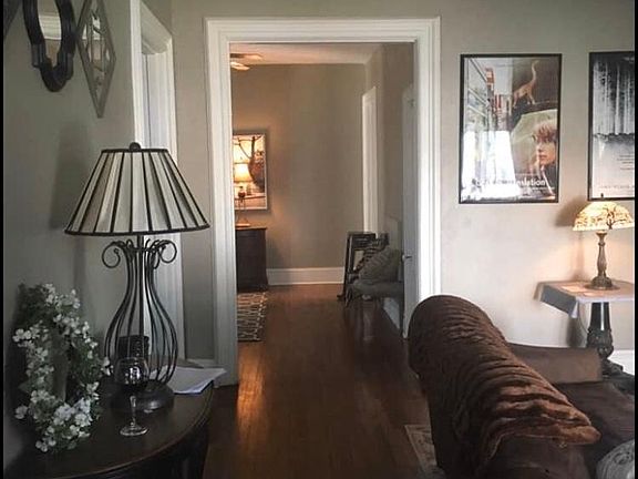 3rd image of 139 La Belle St #1