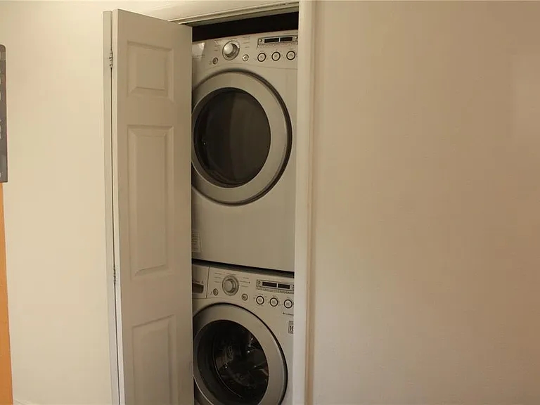 5062 Live Oak Cir #5026 — Photo 34