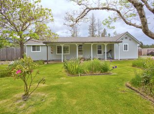 120 Patton Bar Rd, Cave Junction, OR