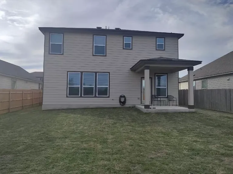 121 W Point Way — Photo 3