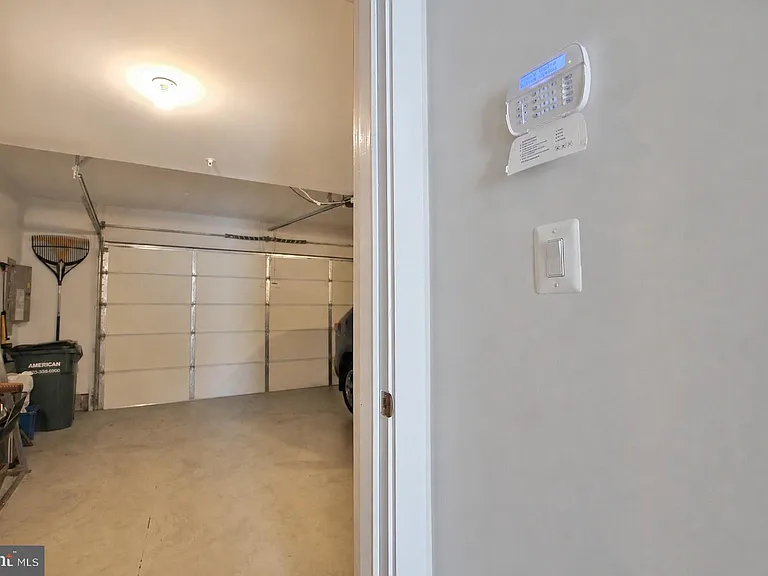 2815 Eisenhower Ave — Photo 5