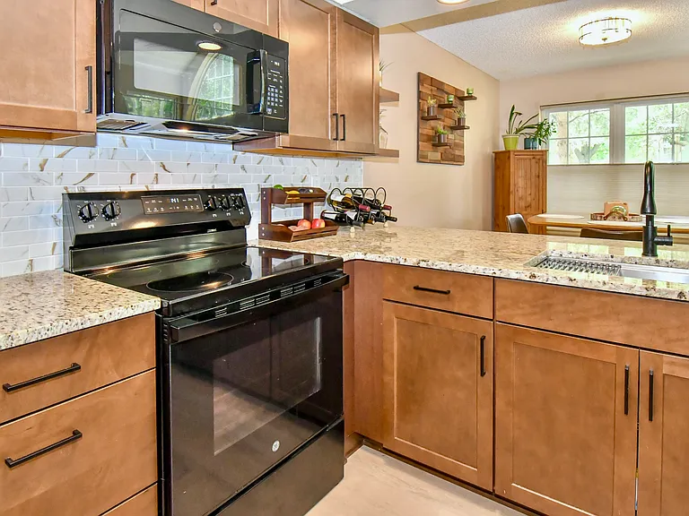 5714 W Atlantic Pl — Photo 13