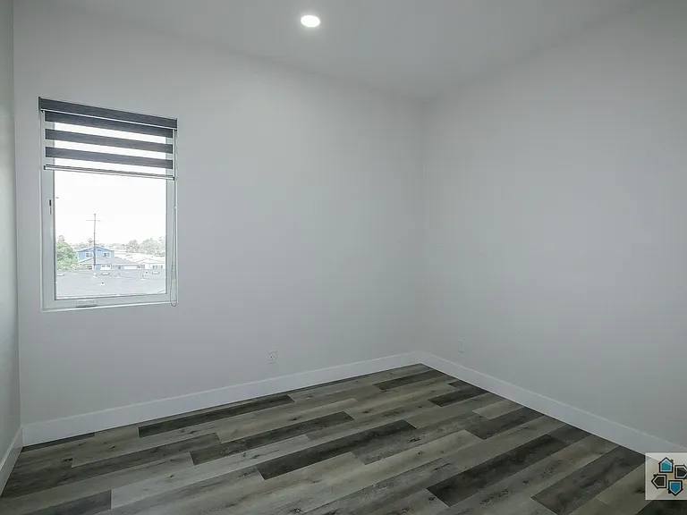 5535-5539 Potomac St — Photo 25