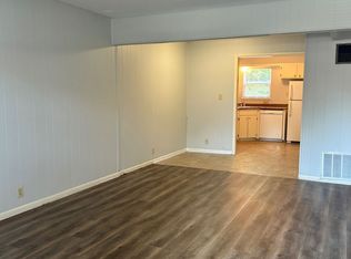 1403 E Elm St #16, Springfield, MO 65802