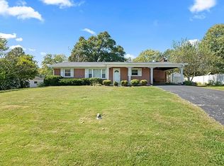 889 Shady Ln, Cookeville, TN 38501