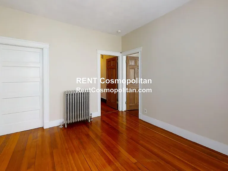 33 Bellingham St #2 — Photo 6
