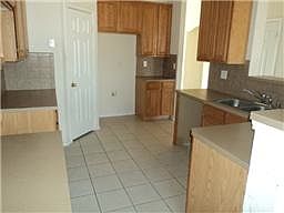 4th image of 1574 Mahogany Dr