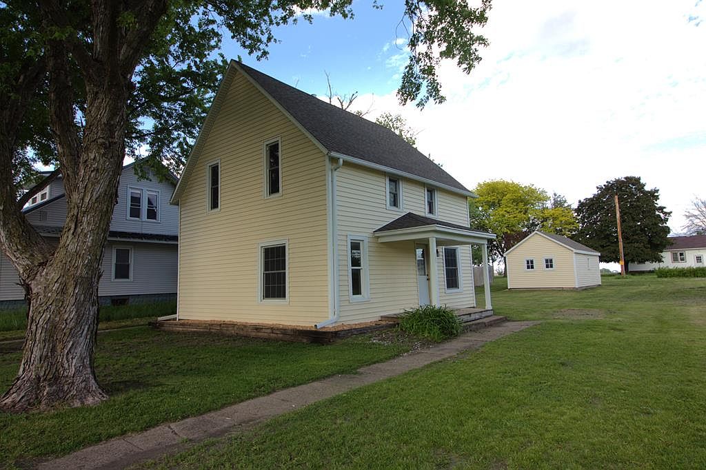 535 Garfield Ave, Farnhamville, IA 50538 Zillow