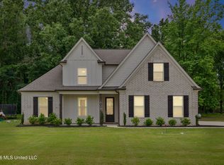 609 Centerline Roper Loop, Byhalia, MS 38611