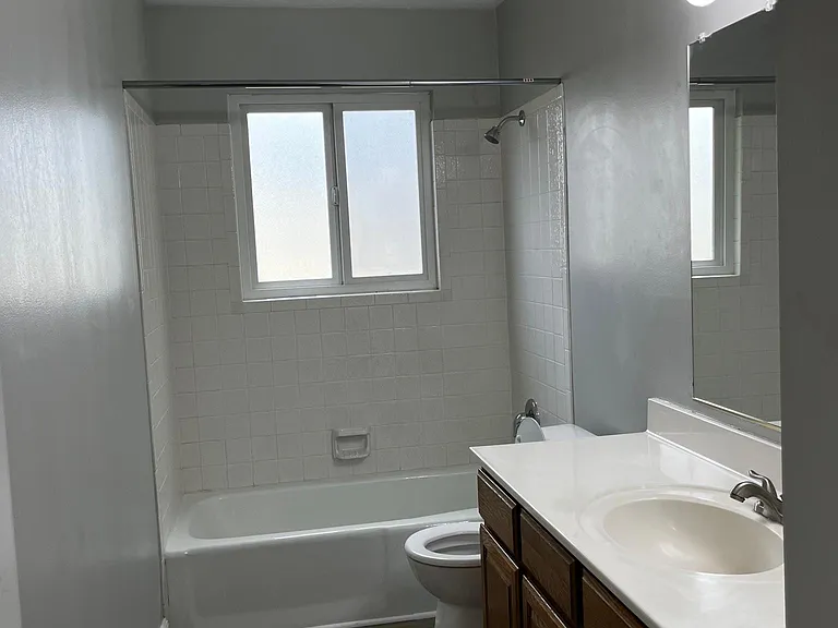 1442 N 900 W — Photo 19