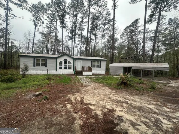 17 Oak Ridge Cir, Swainsboro, GA 30401