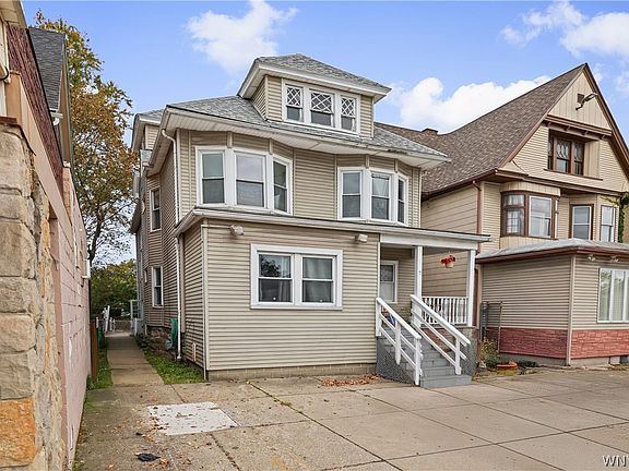2nd image of 2235 Seneca St
