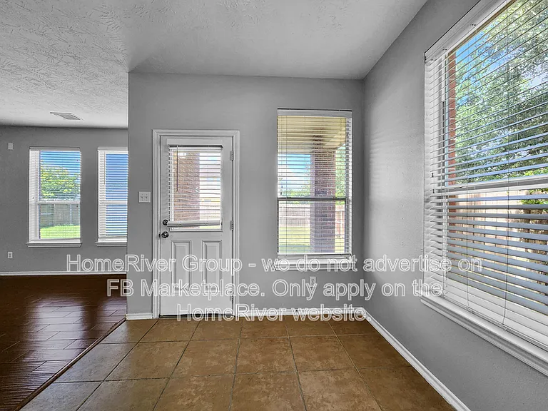 17927 Serene Shore Dr — Photo 7