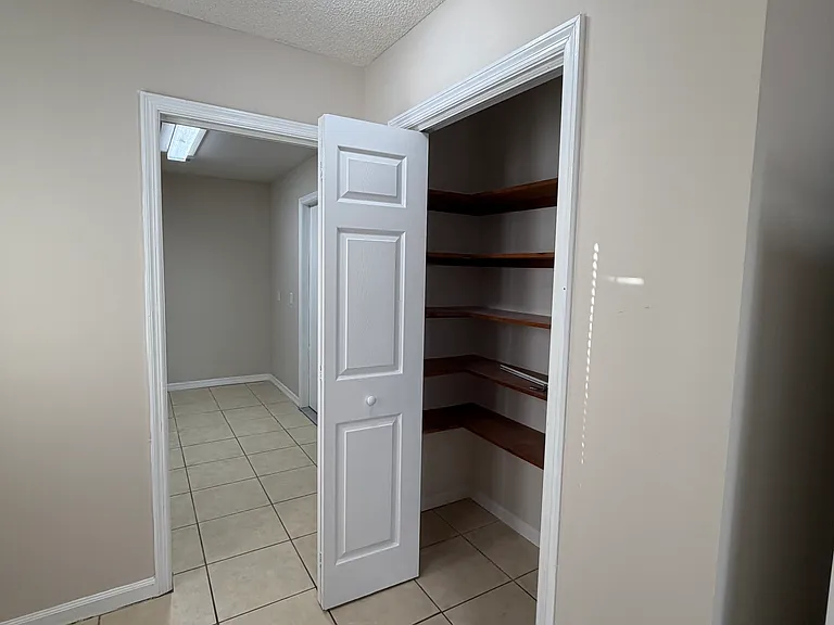 107 Pineneedle Cir — Photo 13