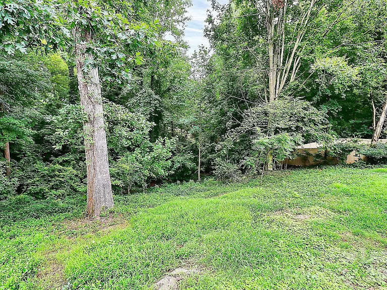 6133 Colchester Pl — Photo 9