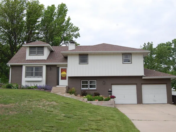 3614 13th Ave, Kearney, NE 68845