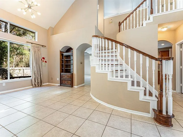 182 N Wimberly Way — Photo 4