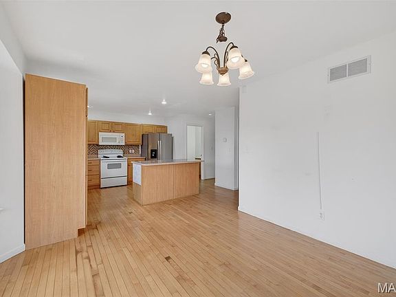 5th image of 139 Kale Ct