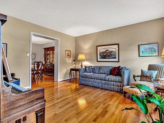 5th image of 5120 Norseman Dr
