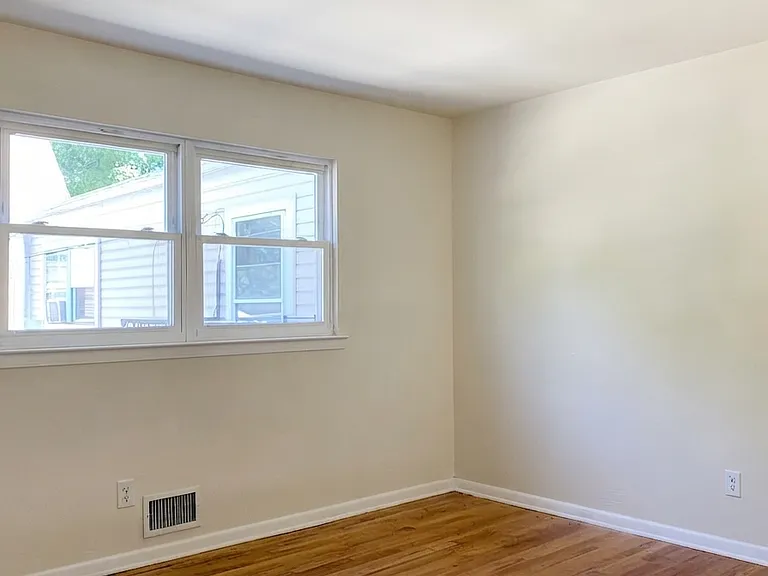 1251 Milton Pl #3C — Photo 5