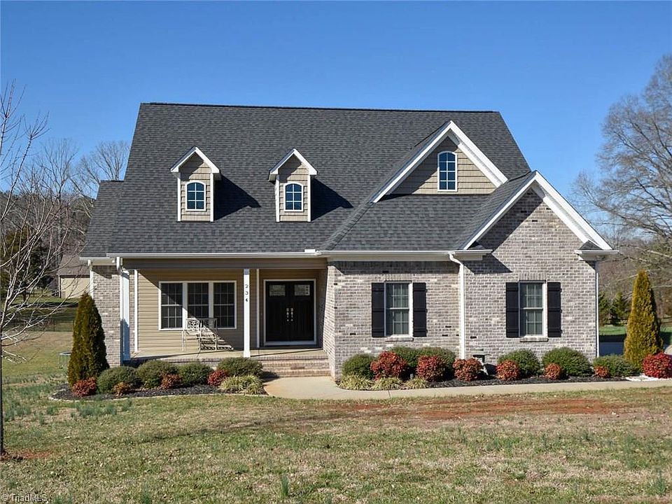 1st image of 234 Stillwater Ln