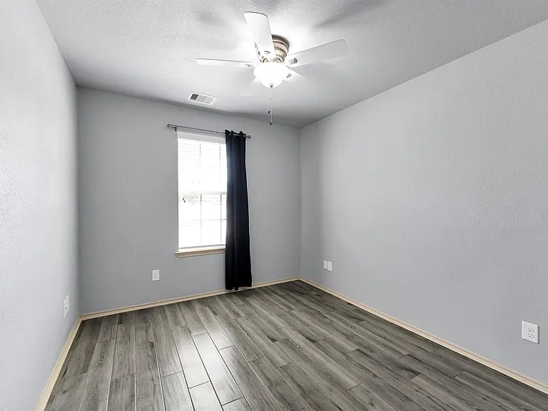 9530 Paloma Creek Dr — Photo 28