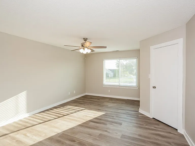 149 Harts Ford Way — Photo 9