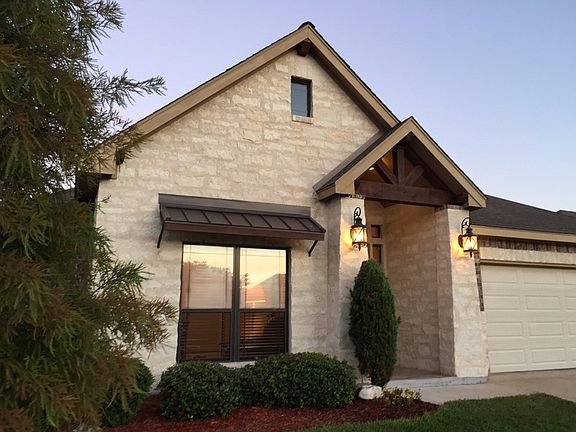 2nd image of 207 Sirocco Dr