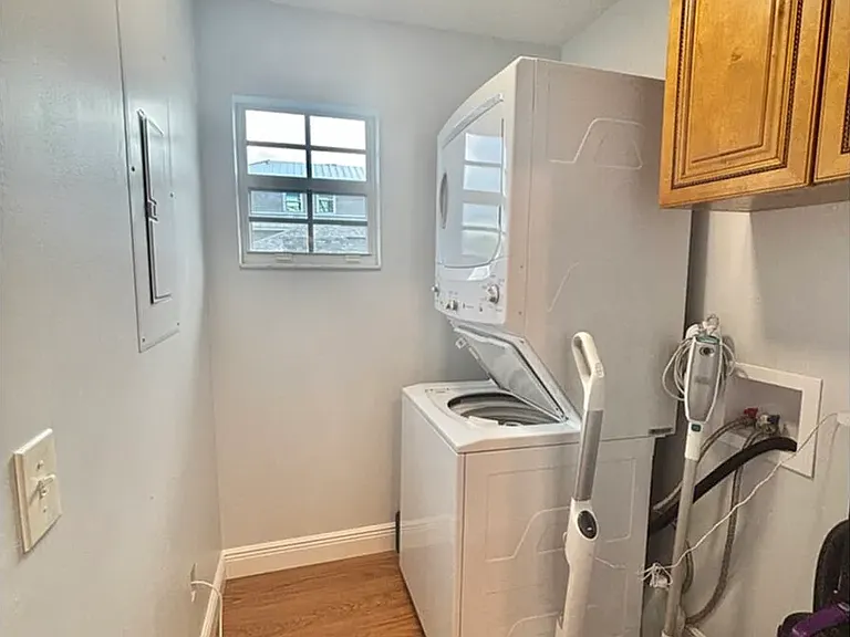 6111 Montego Bay Loop — Photo 39