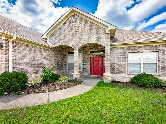 4th image of 8917 Meadow Gardens Cir