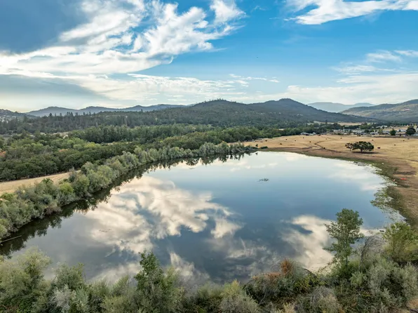 1631 E Antelope Rd, Eagle Pt, OR 97524