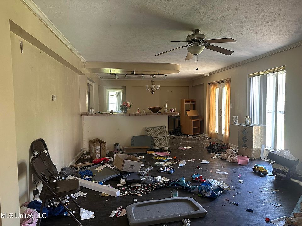 6037 Floral Dr, Jackson, MS 39206 | Zillow