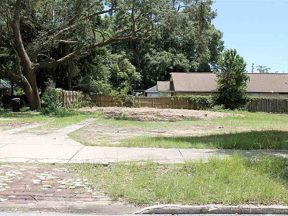 3rd image of 400 W Desoto St
