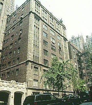 3rd image of 325 E 41st St APT 803