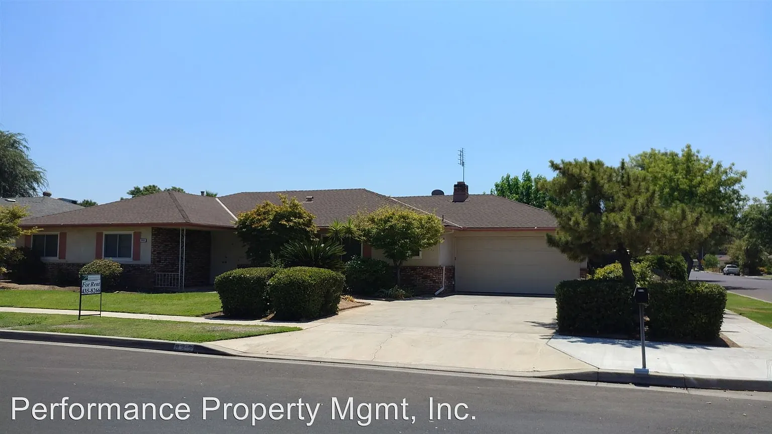 849 E Pinedale Ave photo 1