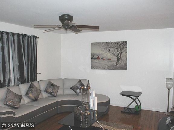5th image of 11802 Taft Dr