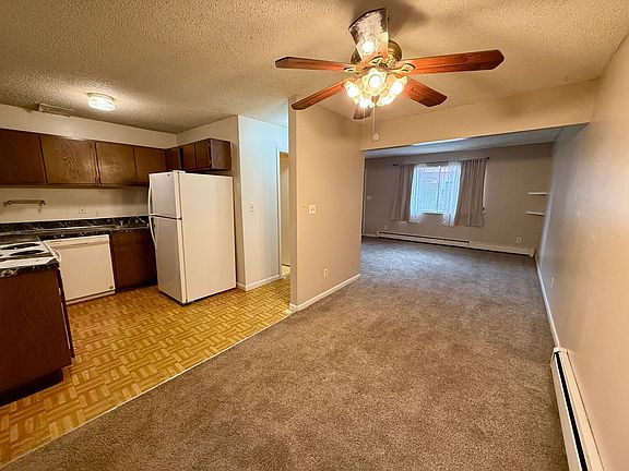 3rd image of 810 37th Avenue Ct Unit 3