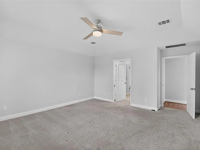 2524 Hagerman Ct — Photo 24