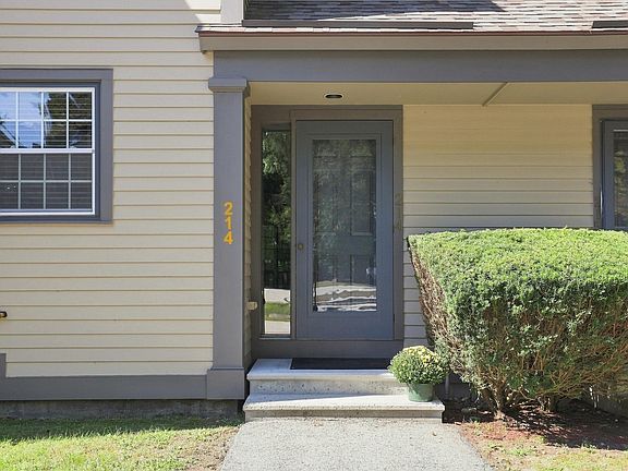 2nd image of 1465 Hooksett Road #214