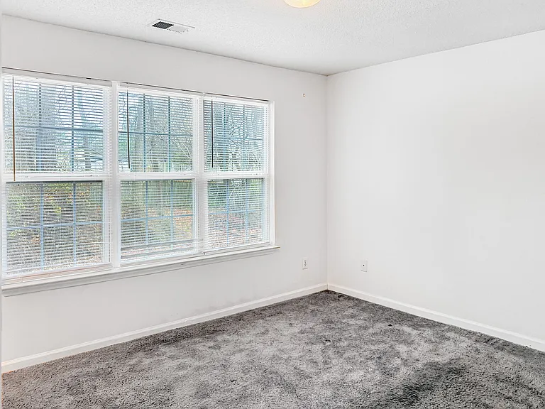 109 Holly Mountain Rd — Photo 17