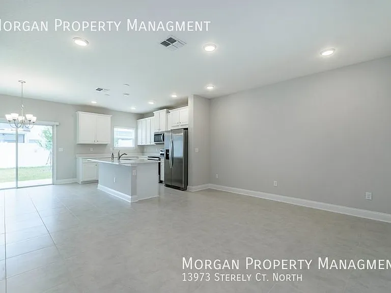 13973 Sterely Ct N — Photo 4