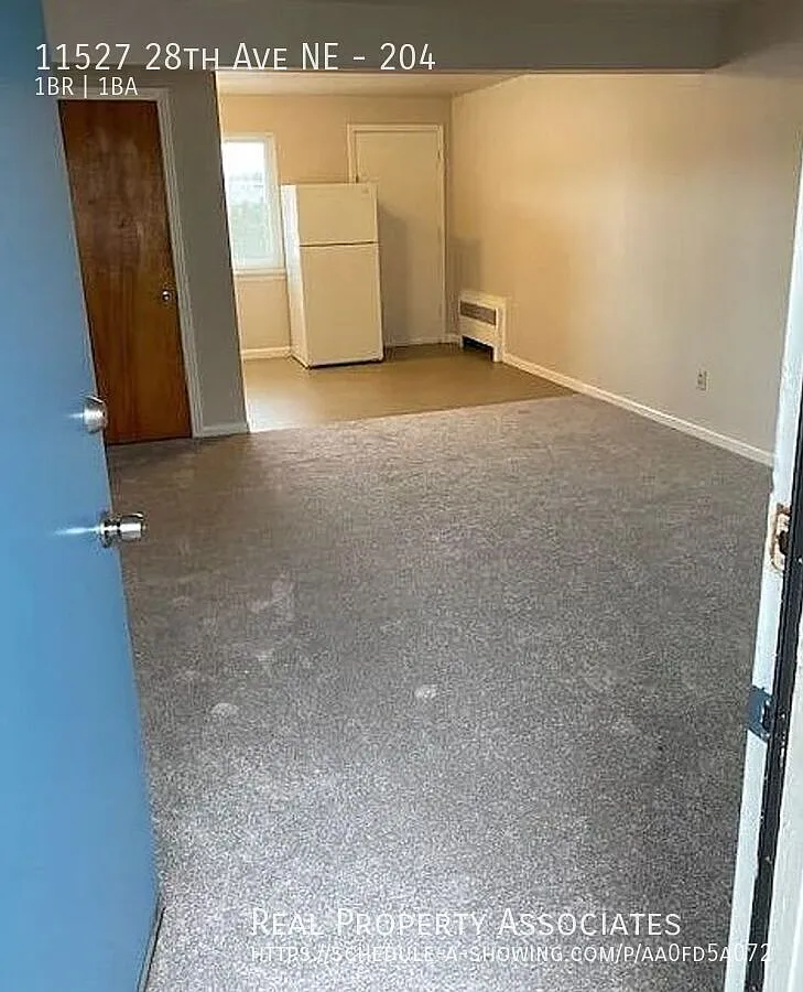 Charming 1-Bedroom in a Convenient Seattle Location — Photo 2